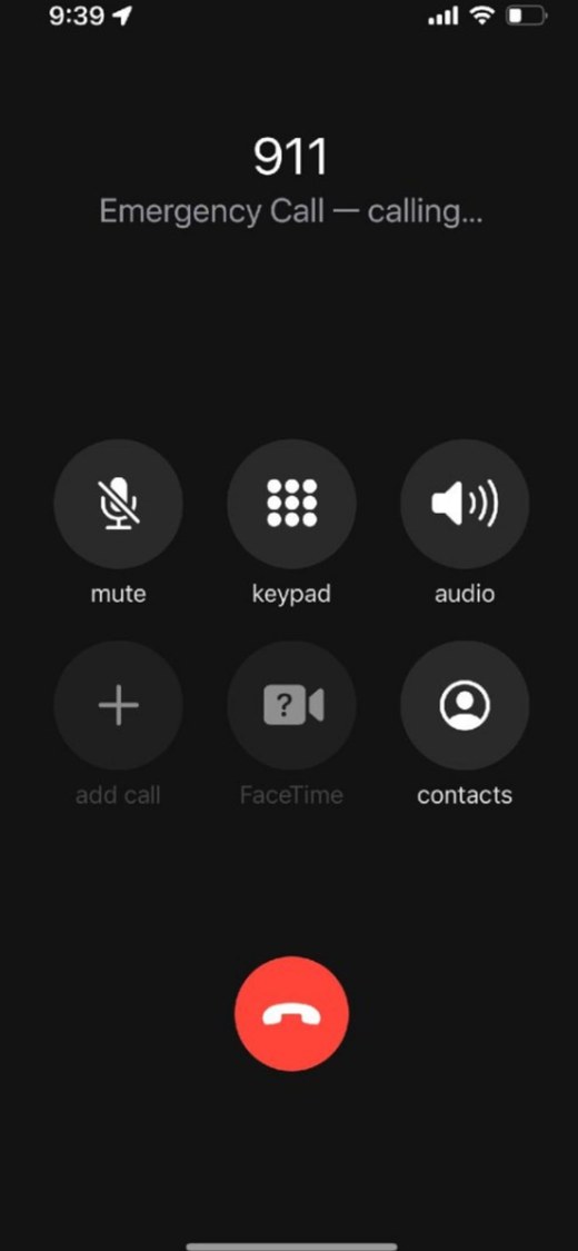 Phone placing an emergency call to 911